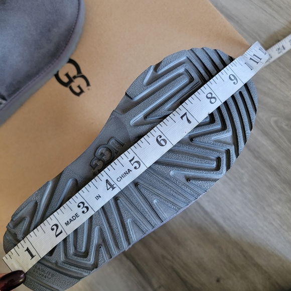 UGG Kids Classic Tall II Suede Boot - Picture 9 of 10